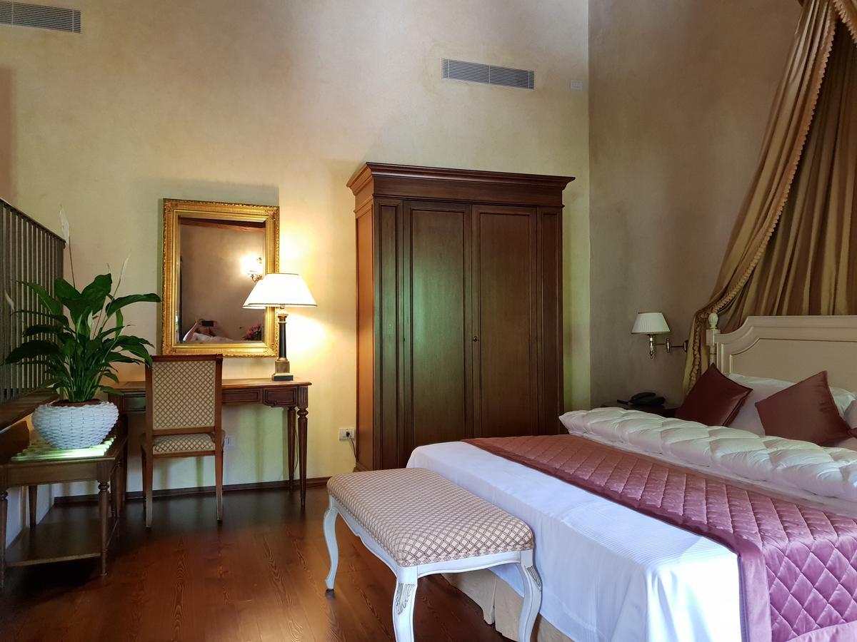 I Giardini Segreti Di Villa Marcello Marinelli ชิซอน ดิ วาลมาริโน ภายนอก รูปภาพ