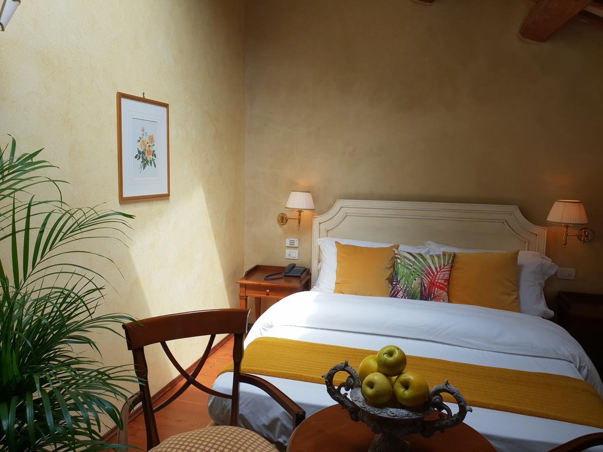 I Giardini Segreti Di Villa Marcello Marinelli ชิซอน ดิ วาลมาริโน ภายนอก รูปภาพ